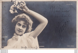 O1- ARTISTE FEMME - FRAU - LADY - DUMAS - VAUDEVILLE - PAR  REUTLINGER , PARIS  - ( 1905 - 2 SCANS ) - Entertainers