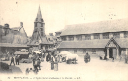 14-HONFLEUR-L EGLISE SAINTE CATHERINE ET LE MARCHE-N T6018-E/0027 - Honfleur