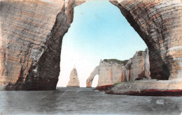 76-ETRETAT-N°4031-D/0209 - Etretat