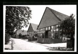 Foto-AK Wahmbeck /Weserbergland, Strassenpartie Mit Fachwerkhäusern  - Autres & Non Classés