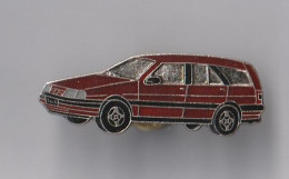 PIN'S   THEME AUTOMOBILE  PEUGEOT 404  BREAK  COMMERCIALE  ALLONGEE - Peugeot