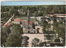  N21-33) GRADIGNAN (GIRONDE)  EN AVION AU DESSUS DE ... L'EGLISE ET LE GROUPE SCOLAIRE - (2 SCANS) - Gradignan