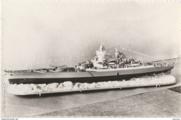 N16- " LE RICHELIEU "  MAQUETTE AU 1/100° PAR M. CHEVROLET - TAILLECOURT (DOUBS) - BATEAU DE GUERRE - (2 SCANS) - Warships