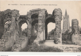 17) SAINTES - VUE DES ARENES  GALLO ROMAINES ET CLOCHER SAINT EUTROPE - (2 SCANS) - Saintes