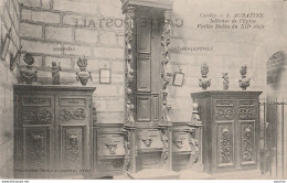 09-19) AUBAZINE (CORREZE)  INTERIEUR DE L ' EGLISE - VIEILLES STALLES DU XII° SIECLE - (2 SCANS) - Autres & Non Classés