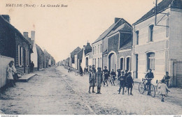 09-59) MAULDE (NORD) LA GRANDE RUE - (ANIMEE - ENFANTS - ECOLIERS - HABITANTS - 2 SCANS) - Other & Unclassified