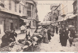 O1-06) NICE -  LE MARCHE AUX FLEURS  - (TRES ANIMEE - 2 SCANS) - Marchés, Fêtes