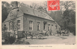 59 Pommereuil L' Ermitage CPA Carte Belle Animation Attelage Cheval Attelages - Other & Unclassified