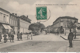 P11-33) SAINT MEDARD DE GUIZIERES (GIRONDE) RUE DE LA REPUBLIQUE (2) - (ANIMEE - ECOLIERS - HABITANTS) - Andere & Zonder Classificatie