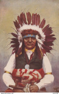 P6- INDIAN - INDIEN - ECLAIREUR CROW - CHIEF WHITE SWAN - ILLUSTREUR OILETTE  -2 SCANS) - Native Americans