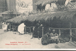 59 // ROUBAIX - Expositoin 1911 - Village Sénégalais - LES TISSERANDS  5 - Roubaix