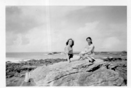 Photographie Photo Amateur Vintage Snapshot Maillot De Bain Quiberon Jeune Femme - Places