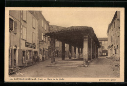 CPA La Capelle-Marival, Place De La Halle  - Other & Unclassified