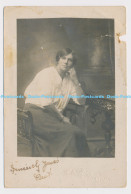 C005016 Woman. T. A. Trotman. Chippenham - Welt