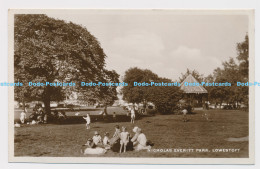 C005776 48. Nicholas Everitt Park. Lowestoft. RP. 1933 - World