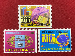 Stamps Vietnam South (International Book Year - 30/11/1972) -GOOD Stamps- 1set/3pcs - Viêt-Nam