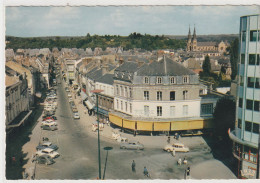 CHARLEVILLE - Point Central - 105x150 Dentelée Glacée - Ed. La Cigogne N° 08.105.37 - Charleville