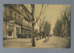 CPA - 84 - Avignon - Cours Et Rue De La République - Colorisée - Animée - Circulée En 1915 - Avignon