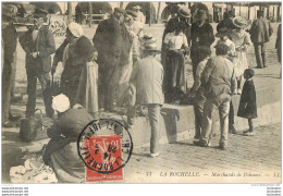 LA ROCHELLE MARCHANDS DE POISSONS - La Rochelle