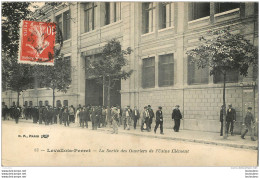 LEVALLOIS PERRET LA SORTIE DES OUVRIERS DE L'USINE CLEMENT - Levallois Perret