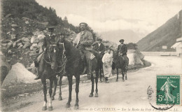 E1043 Environs De Cauterets Sur La Route Du Pont D'Espagne - Cauterets