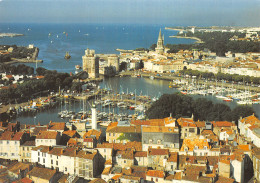 17 LA ROCHELLE LE PORT ET LES TOURS - La Rochelle