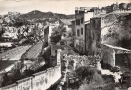 13 LES BAUX LES REMPARTS - Les-Baux-de-Provence