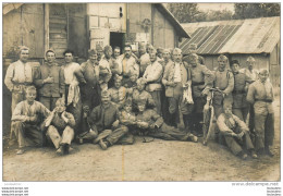 CARTE PHOTO GROUPE DE SOLDATS - Sonstige & Ohne Zuordnung