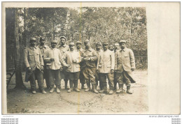 CARTE PHOTO  GROUPE DE SOLDATS - Autres & Non Classés