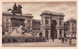 Italie MILANO GALLERIA VITTORIO EMANUELE - Milano (Milan)