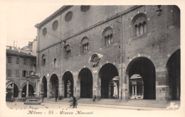 Italie LOMBARDIA MILANO PIAZZA MERCANTI - Autres & Non Classés