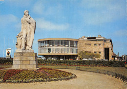 35 SAINT MALO LA STATUE DE CHATEAUBRIAND - Saint Malo