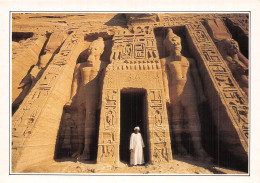 EGYPT TEMPLE D HATOR - Personen