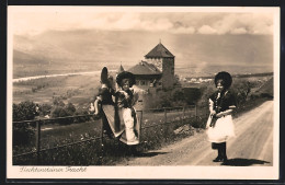 Foto-AK Liechtenstein, Frauen In Liechtensteiner Tracht  - Liechtenstein