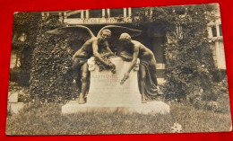 BRUXELLES - UCCLE  -  Monument Edith Cavell Et Marie Depage  (carte Photo) - Uccle - Ukkel