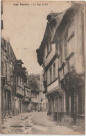 Morbihan :  PONTIVY : La Rue Du Fil - Pontivy