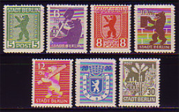 1-7B Freimarken 1945, Kpl., Durchstochen, ** Postfrisch - Mint