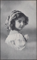 Kinder-AK Mädchenportrait Mit Haarschmuck, BRÜSSEL 16.8.1913 - Autres & Non Classés