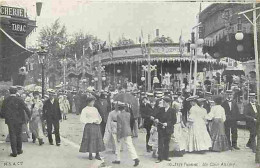 Enfants - Fete Foraine - Un Coin Animée - Animée - Carrousel - Manège - Tabac - CPA - Voir Scans Recto-Verso - Other & Unclassified