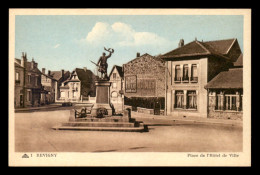 55 - REVIGNY-SUR-ORNAIN - PLACE DE L'HOTEL DE VILLE - EDITEUR MAGASINS REUNIS - Revigny Sur Ornain