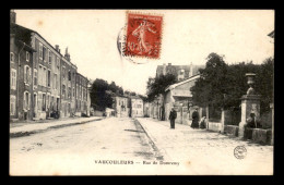 55 - VAUCOULEURS - RUE DE DOMREMY - EDITEUR FOLIGUET - Autres & Non Classés