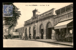 92 - ASNIERES - FACADE DE LA GARE DE CHEMIN DE FER - Asnieres Sur Seine