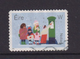 IRELAND - 2023 Christmas 'W' Used As Scan - Gebruikt