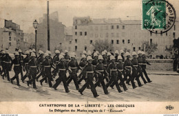 NÂ°2316 Z -cpa Catastrophe De La "LibertÃ©" -les ObsÃ¨ques- DÃ©lÃ©gation Des Marins Anglais De" L'Exmouth" - Funérailles