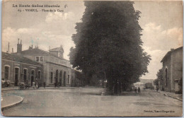 70 VESOUL - Vue Generale Sur La Place De La Gare -  - Vesoul