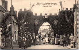 45 BRIARE - Comice Agricole 1910, Une Porte Rue De Loire. - Briare