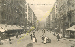 69.  LYON .  Rue De La République . CPA Animée . - Other & Unclassified