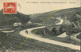 29.   CARHAIX . Vallée De L'Hyer . La Route D'HUELGOAT . - Carhaix-Plouguer