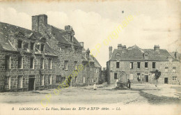 29.  LOCRONAN . La Place . Maisons Du XVIe Et XVIIe Siècles . - Locronan