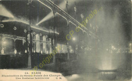 75.  PARIS . Illumination Du Grand Palais Des Champs Elysées . Une Fontaine Lumineuse . - Sonstige & Ohne Zuordnung